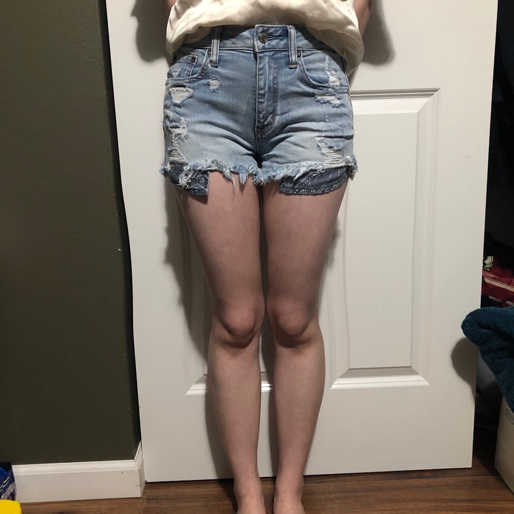 Distress short